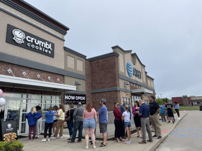 Crumbl Cookie Celebrates Grand Opening at The Highlands